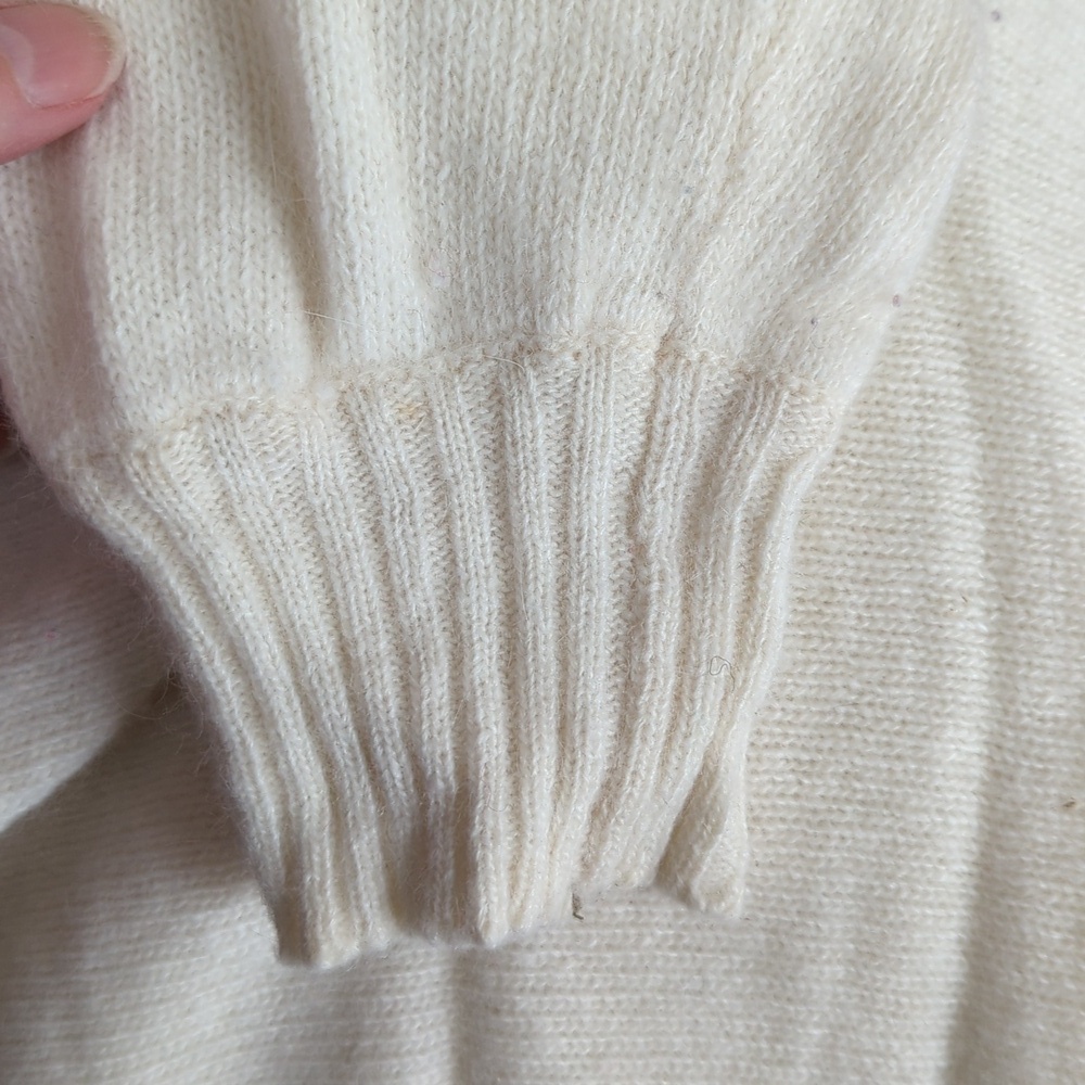 Vintage 90's Angora Sweater - Picture 4 of 10